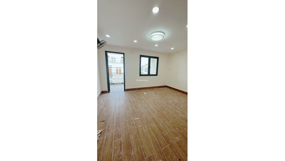 MẶT TIỀN ĐƯỜNG SỐ GẦN TÂN VĨNH QUẬN 4 - XE HƠI TỚI NHÀ - 5 TẦNG,  62M2 NHỈNH 12T .